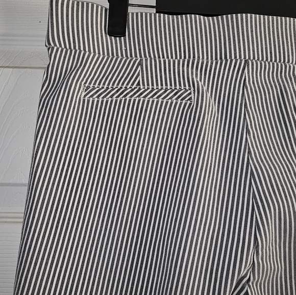 Anne Klein Casual Pants - High Rise - Picture 11 of 13